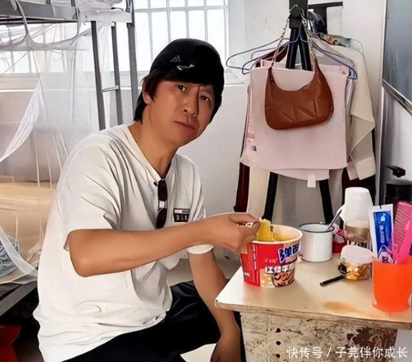 股票配资论坛资料大全 网传落魄住养老院？解晓东真实人生下半场，藏太多体面